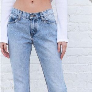Brandy Melville: Low Rise Quinn Jeans, Tag still On - Never used